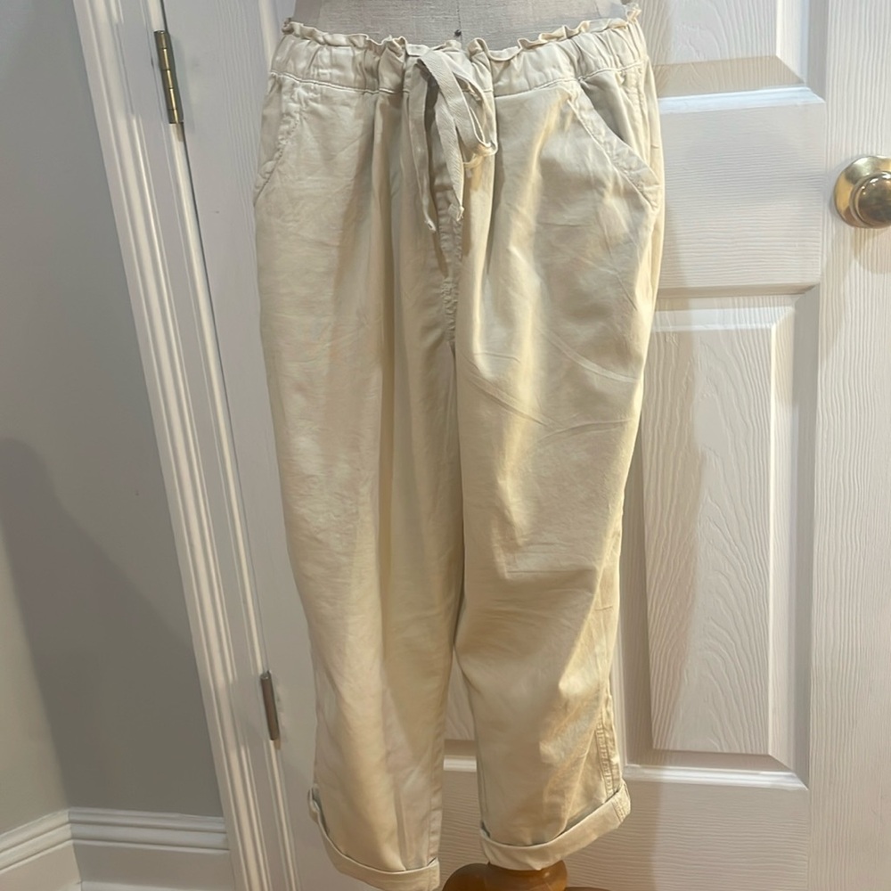 Sonoma Mid Rise Capri pants khaki tan elastic drawstring waist women’s PL petite - Picture 3 of 16